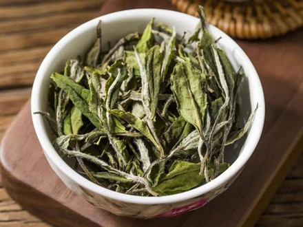 GB/T 32743-2016 白茶加工技術規(guī)范